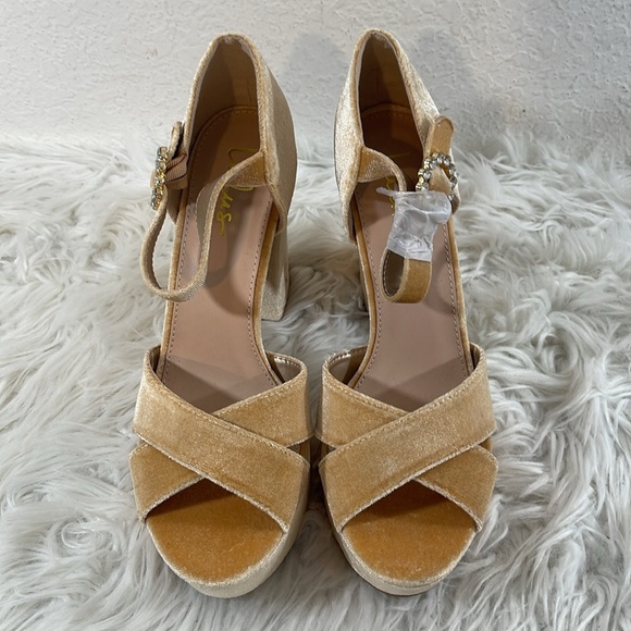 LULUS Crushest Champagne Velvet Rhinestone Ankle Strap Chunky Heels Size 10 NEW - Picture 3 of 16